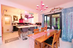 Photo 5- click for photo gallery